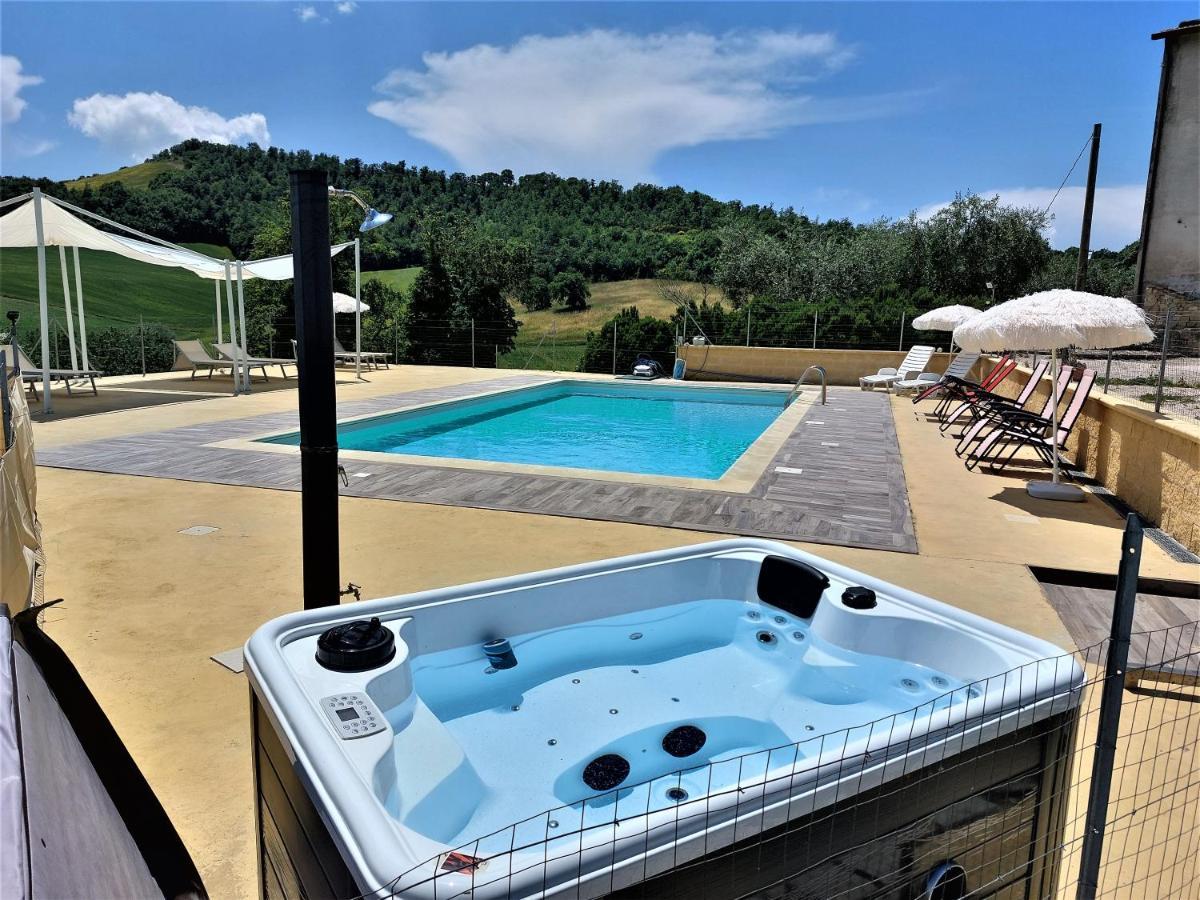 Agriturismo La Terrazza Valfabbrica Екстер'єр фото