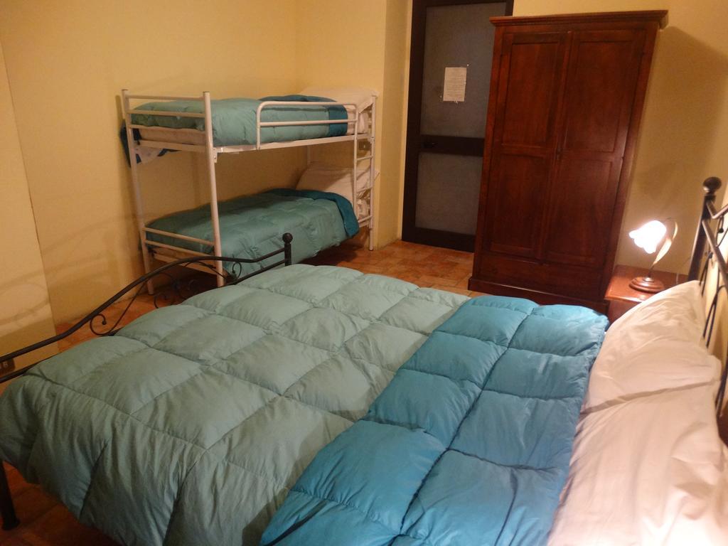 Agriturismo La Terrazza Valfabbrica Номер фото