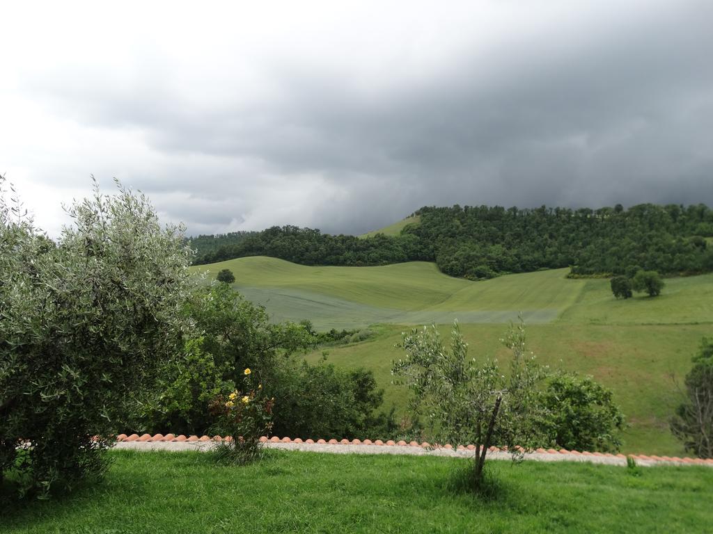 Agriturismo La Terrazza Valfabbrica Екстер'єр фото