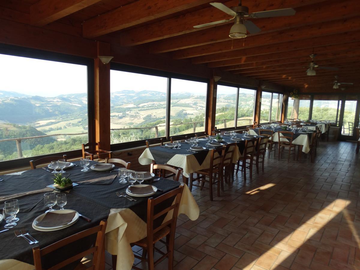 Agriturismo La Terrazza Valfabbrica Екстер'єр фото